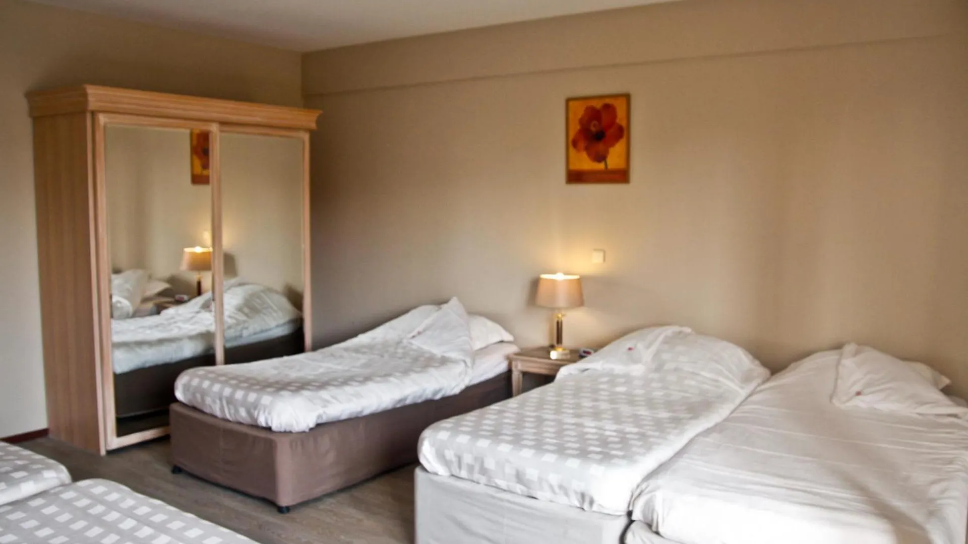 Ambassador Suites Antwerpen 0*,  Belgium